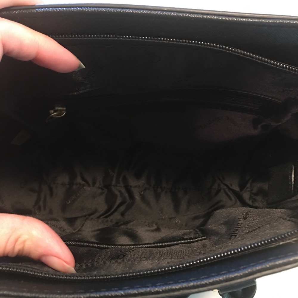 Calvin Klein black crossbody satchel. - Picture 4 of 6